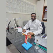 Oluwatosin Tolulope Ajidahun analisa como doenças metabólicas afetam a fertilidade masculina e feminina.