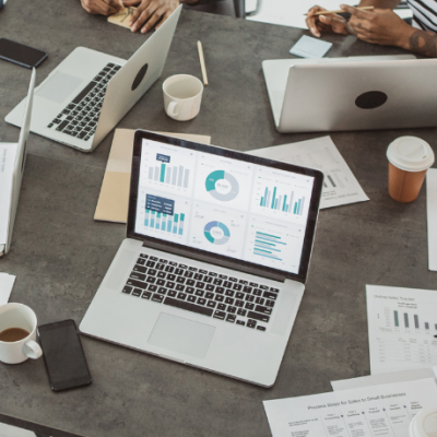 Alex Nabuco dos Santos analisa como a regularização fundiária estimula investimentos e amplia o acesso à moradia.