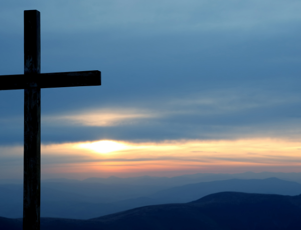 Jose Eduardo De Oliveira e Silva reflete sobre como a fé cristã enfrenta o mistério do mal e da dor na vida humana.