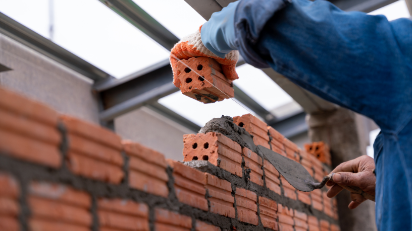 Valderci Malagosini Machado mostra como logística e planejamento reduzem perdas e quebras no canteiro.