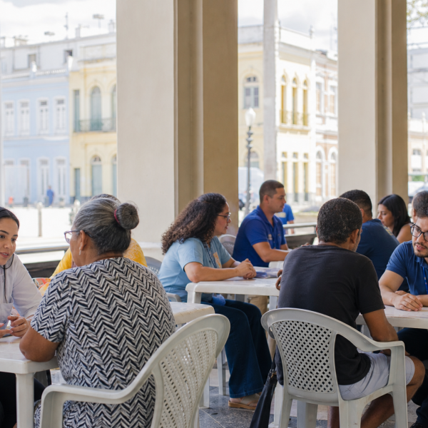 Atendimento público para negociação de débitos municipais no Centro de Maceió